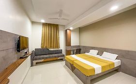 Stayguru Hari Om Residency
